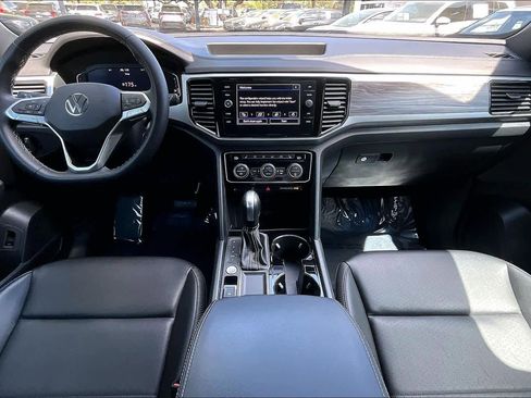 Certified 2023 Volkswagen Atlas Cross Sport SE w/ Black Wheel Package image 16