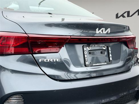 Used 2024 Kia Forte LXS FWD image 7