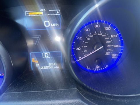 Used 2015 Subaru Outback 3.6R Limited image 11