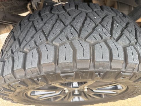 Used 2024 Ford F150 Platinum w/ Equipment Group 702A High image 10