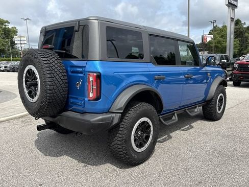 Used 2024 Ford Bronco Badlands AWD/4WD image 3