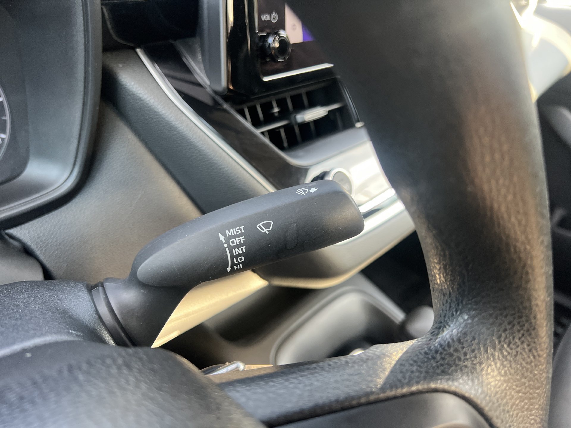 Used 2024 Toyota Corolla LE FWD image 10