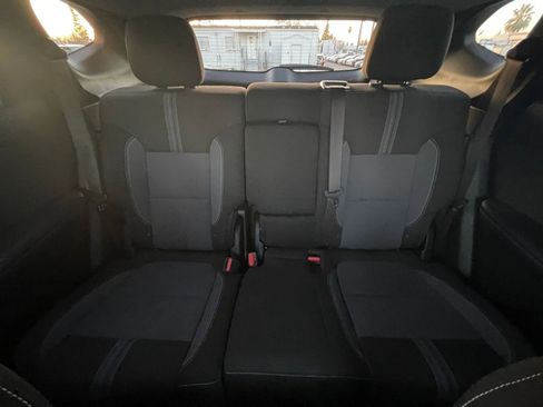 Used 2025 Chevrolet Blazer LT image 33