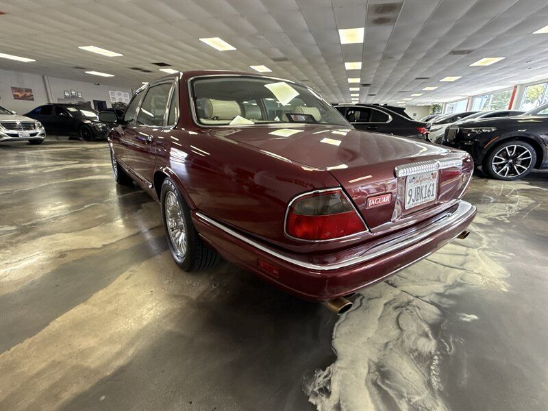 Used 1997 Jaguar XJ Vanden Plas RWD image 6
