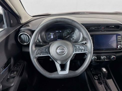 Certified 2023 Nissan Kicks SV FWD image 17