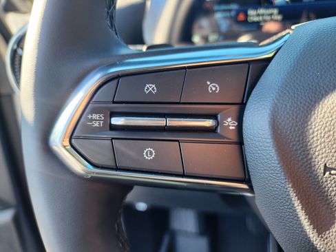 New 2026 Chevrolet Equinox LT w/ Convenience Package II image 29