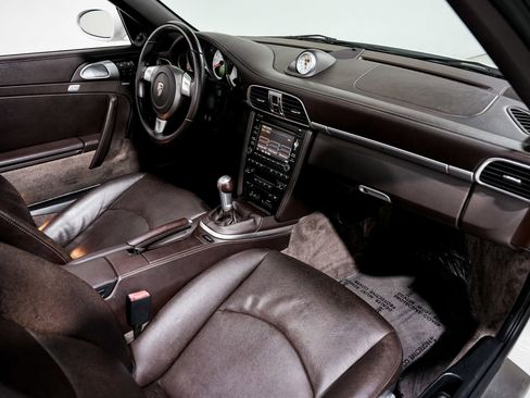Used 2009 Porsche 911 Turbo AWD/4WD image 29