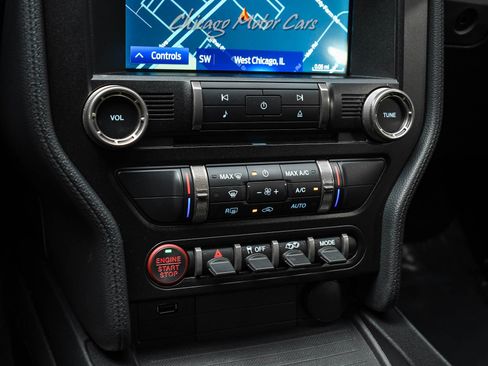 Used 2021 Ford Mustang Shelby GT500 w/ Technology Package RWD image 15