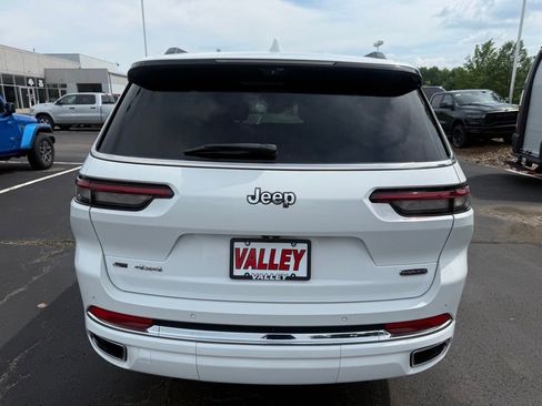 Used 2021 Jeep Grand Cherokee L Overland w/ Advanced Protech Group III AWD/4WD image 4