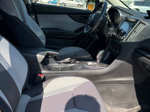 Used 2019 Subaru Crosstrek 2.0i Premium AWD/4WD image 17