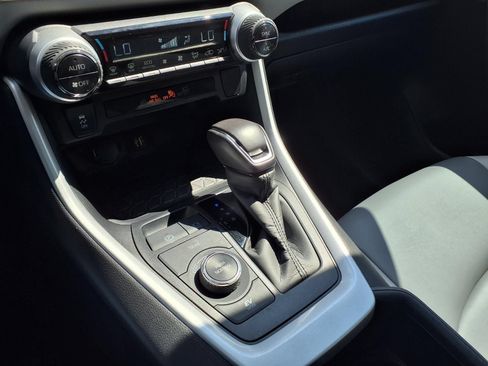 Certified 2025 Toyota RAV4 XLE Premium AWD/4WD image 26