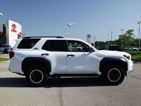 Used 2026 Toyota 4Runner TRD Sport AWD/4WD image 19