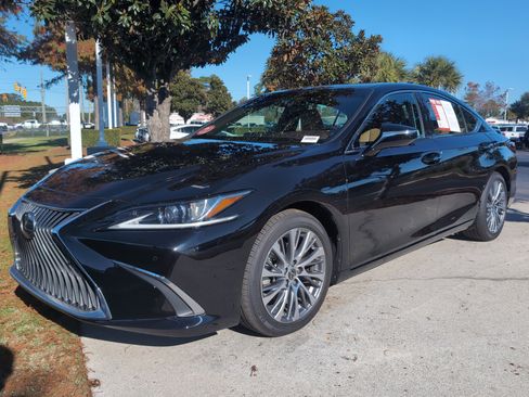 Used 2021 Lexus ES 350 w/ Premium Package FWD image 5