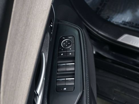 Used 2026 Toyota Grand Highlander AWD Hybrid image 10