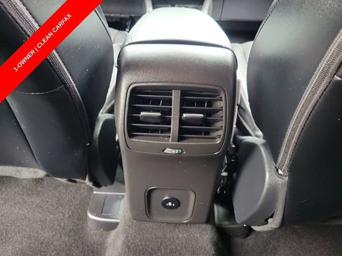 Used 2025 Ford Escape SE FWD image 14