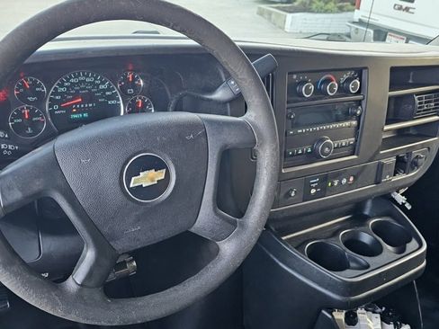 Used 2019 Chevrolet Express 3500 Work Van 2D Chassis w/ Power Convenience Package image 8