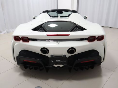 Certified 2025 Ferrari SF90 Spider AWD/4WD image 4