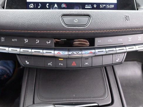 Used 2019 Cadillac XT4 Sport w/ Enhanced Visibility Package image 24