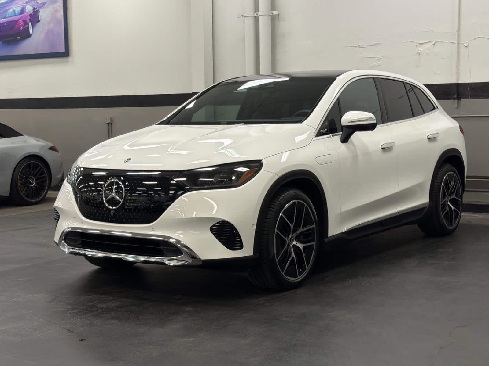 Used 2023 Mercedes-Benz EQE 350+ SUV image 6