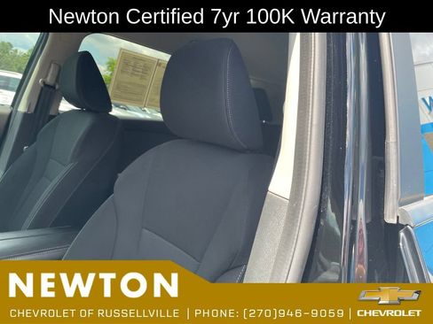 Used 2023 Nissan Rogue S FWD image 5