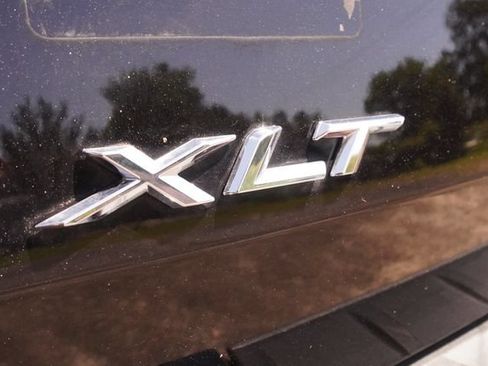 Used 2023 Ford Explorer XLT w/ Equipment Group 202A RWD image 39