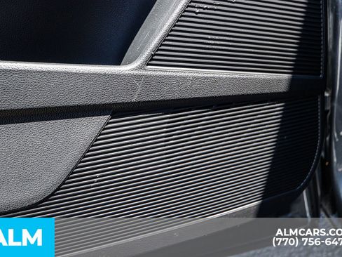 Used 2022 Volkswagen Taos SE image 58