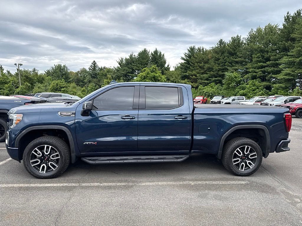 Certified 2019 GMC Sierra 1500 AT4 w/ AT4 Premium Package AWD/4WD image 2