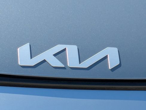 Certified 2024 Kia Sportage EX image 13