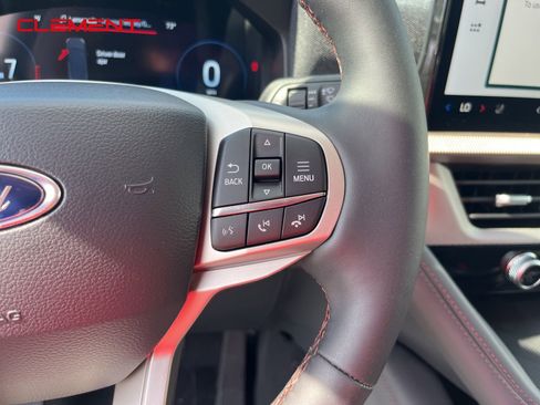 New 2025 Ford Explorer Active w/ Active Comfort Package image 6