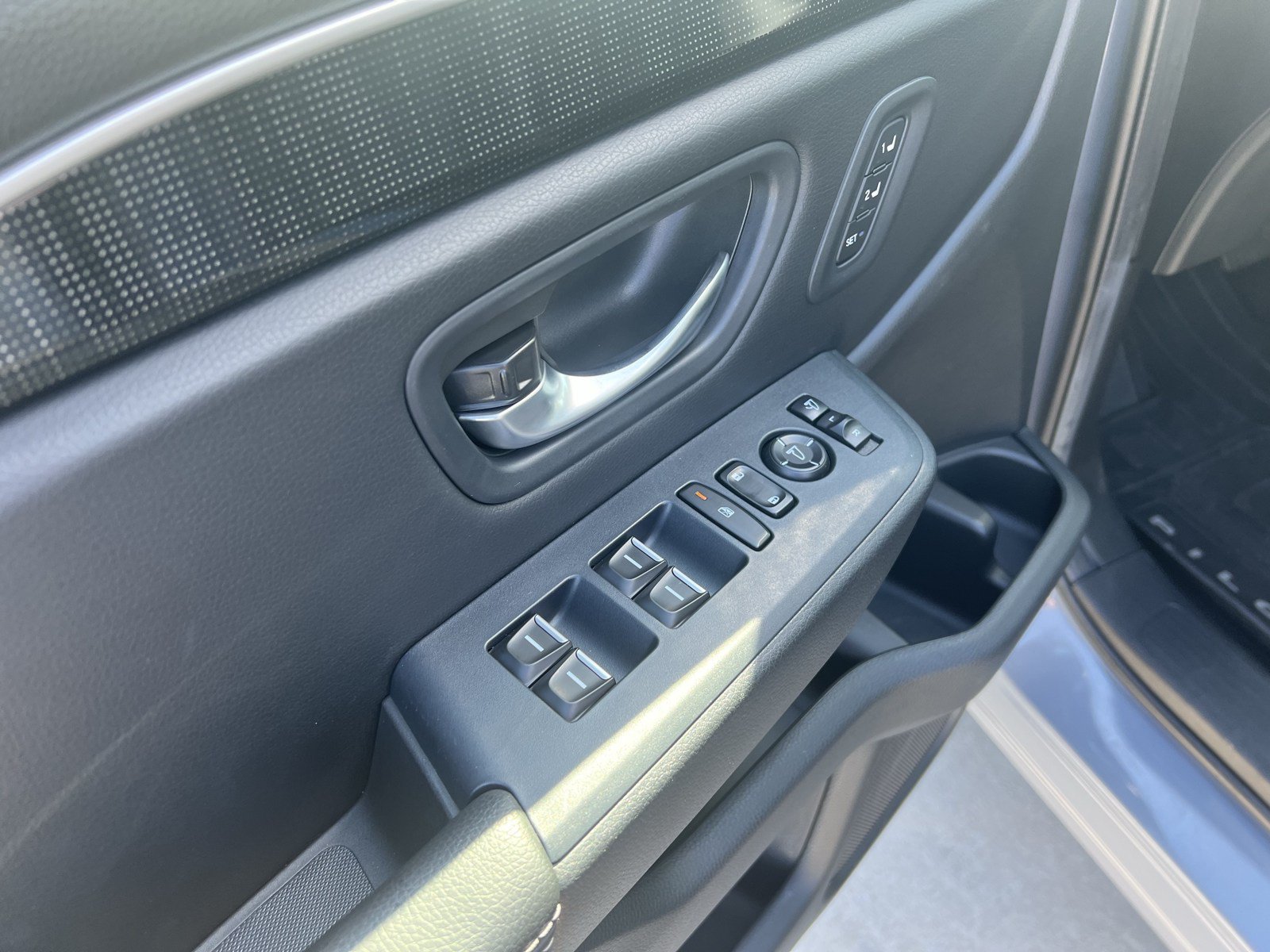 Used 2024 Honda Pilot Elite image 15