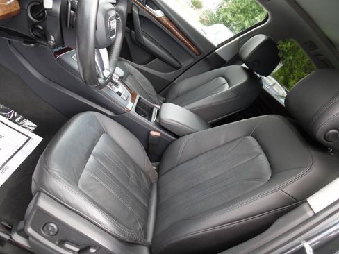 Used 2018 Audi Q5 2.0T Premium Plus w/ Premium Plus Package AWD/4WD image 12