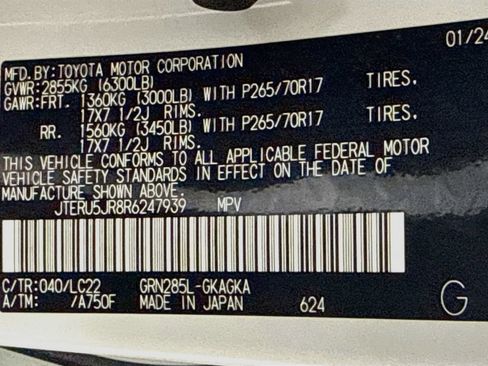 Certified 2024 Toyota 4Runner TRD Off-Road Premium AWD/4WD image 32