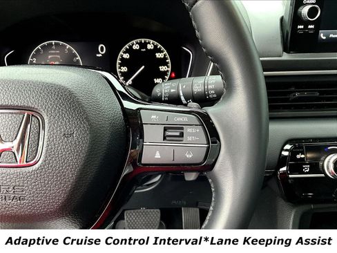 Used 2025 Honda Pilot EX-L image 12