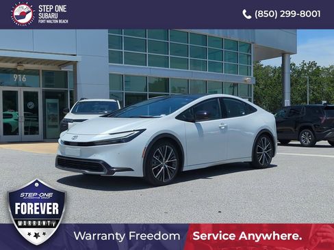 Used 2024 Toyota Prius Limited w/ Limited Premium Package FWD image 2