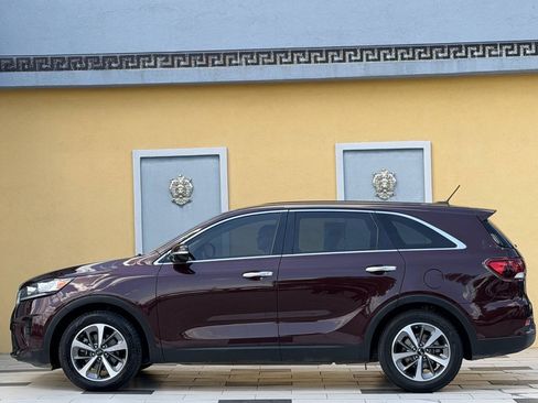 Used 2020 Kia Sorento FWD V6 image 8