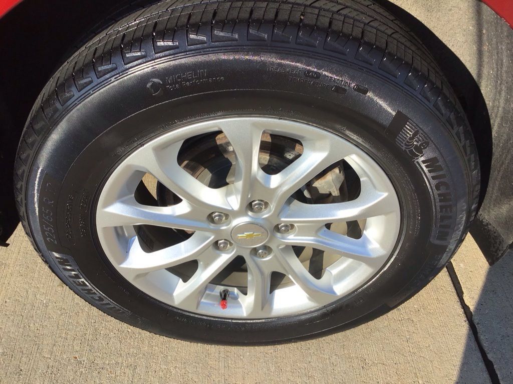 Used 2020 Chevrolet Equinox LT FWD image 29