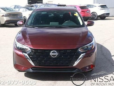 Used 2025 Nissan Sentra SV image 2