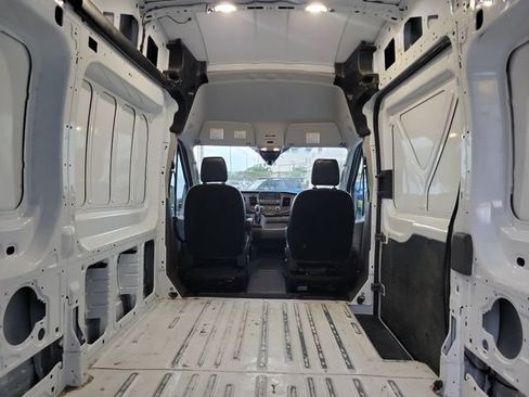 Used 2023 Ford Transit 250 148 High Roof RWD image 7