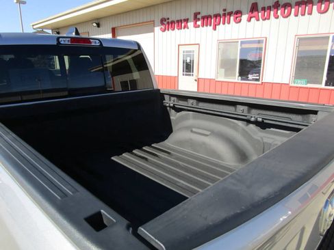 Used 2022 RAM 1500 Big Horn AWD/4WD image 15