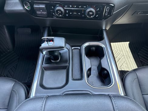 Used 2023 Chevrolet Silverado 1500 LT Trail Boss w/ LT Trail Boss Premium Package AWD/4WD image 15