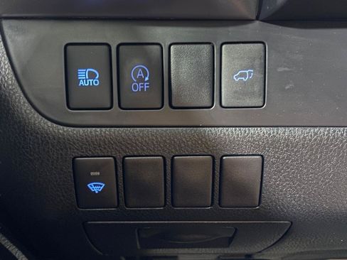 Used 2017 Toyota Highlander XLE AWD/4WD image 28