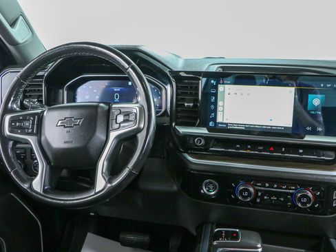 Used 2022 Chevrolet Silverado 1500 RST w/ Protection Package AWD/4WD image 17