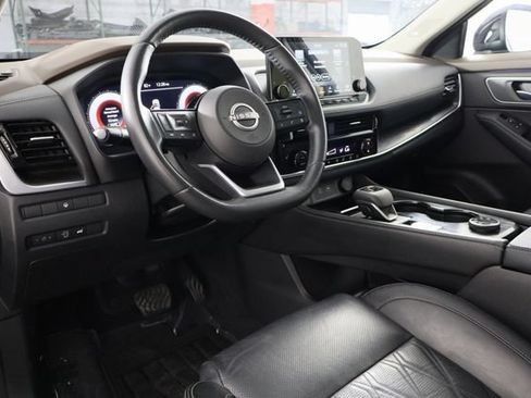 Used 2023 Nissan Rogue Platinum AWD/4WD image 25