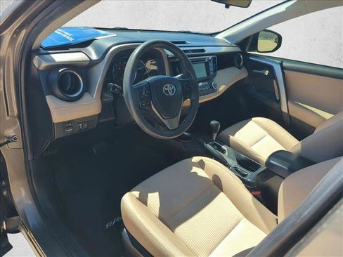 Used 2015 Toyota RAV4 XLE FWD image 10