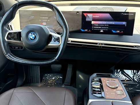 Certified 2023 BMW iX xDrive50 w/ Premium Package AWD/4WD image 20