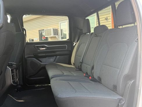 Used 2022 RAM 1500 Big Horn AWD/4WD image 11