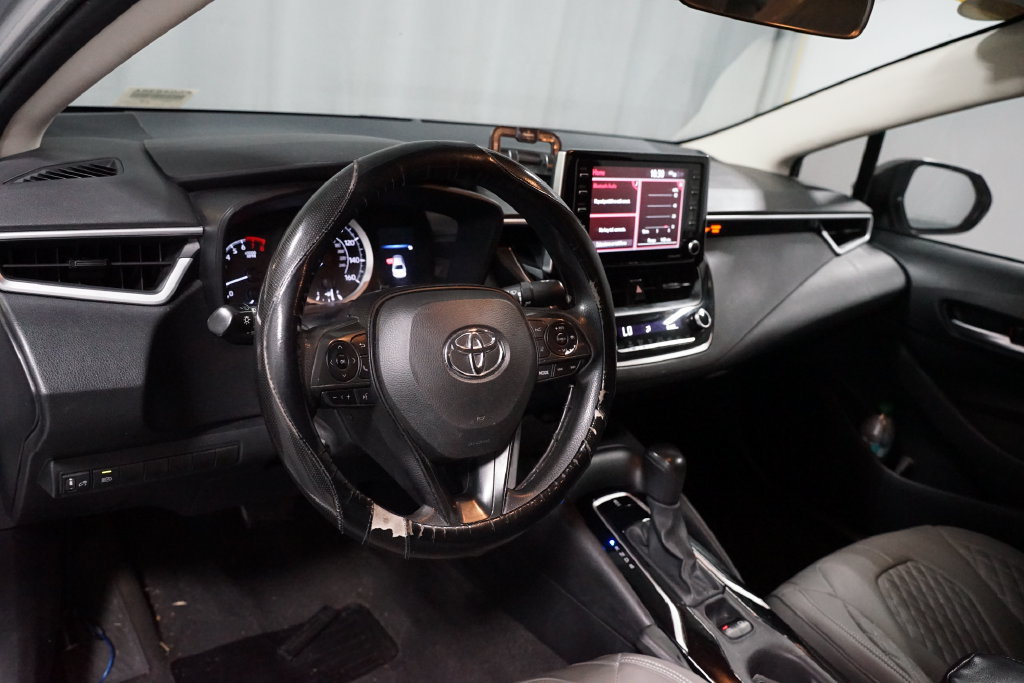 Used 2021 Toyota Corolla LE FWD image 7