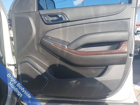 Used 2020 GMC Yukon SLT w/ Premium Edition image 17