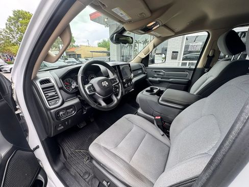 Used 2019 RAM 1500 Big Horn AWD/4WD image 11