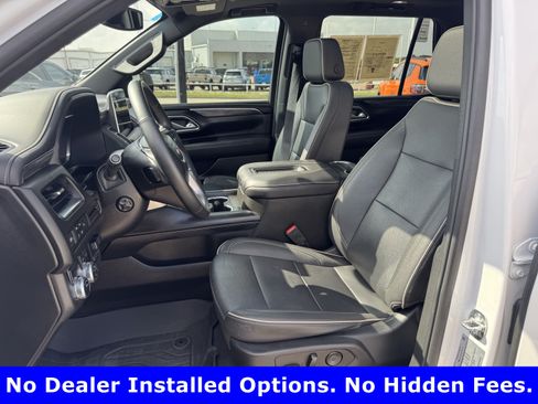 Used 2023 GMC Yukon SLT w/ SLT Luxury Package RWD image 25